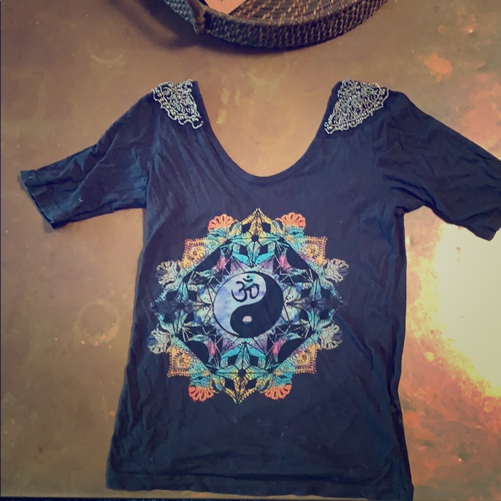 Black om shirt